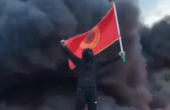 «Φλέγονται» τα Τίρανα: Δεύτερη μέρα φοιτητικών διαδηλώσεων με φωτιές σε υπουργεία και συγκρούσεις με την αστυνομία - Δείτε βίντεο