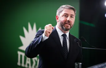 ΠΑΣΟΚ: Οι δημοσκοπήσεις φέρνουν αισιοδοξία - Επίθεση στη ΝΔ για την εξωτερική πολιτική