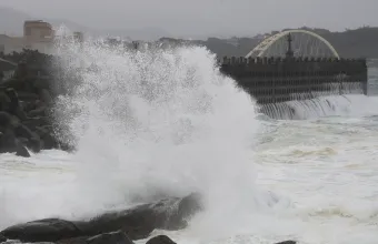 Συναγερμός στην Ταϊβάν για τον τυφώνα Τσάμπι