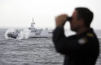 Στο «στόχαστρο» της Eurojust κύκλωμα απάτης: Πέντε συλλήψεις για εικονικά τιμολόγια σε πολεμικά πλοία του ΝΑΤΟ
