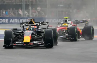 F1: Ιστορική pole position για τον Φερστάπεν στη Σιγκαπούρη
