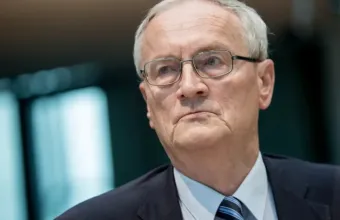 Γερμανία: Στο μικροσκόπιο οι επαφές του πρώην επικεφαλής της BND με Κινέζο αξιωματούχο – Τα απόρρητα έγγραφα