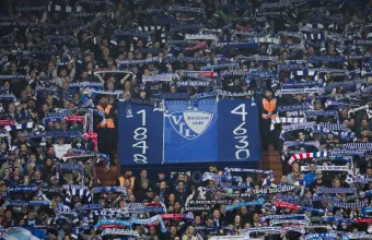 Απαγορεύτηκε στους οπαδούς της Μπόχουμ να χροροπηδάνε συχρονισμένα στις εξέδρες