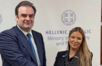 Συνάντηση της Πρέσβεως του Ισραήλ με Πιερρακάκη: Εξήρε την απόδοση της ελληνικής οικονομίας