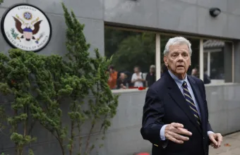 Ο Τραμπ διόρισε τον Τζον Κόουλ ως δικηγόρο με εξειδίκευση στις υποθέσεις ομηριών