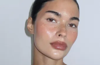 Concealer: Το trick για να βρείτε τη σωστή απόχρωση στο κατάστημα χωρίς να το δοκιμάσετε στο πρόσωπό σας