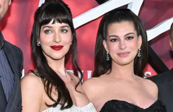 Anne Hathaway και Dakota Johnson