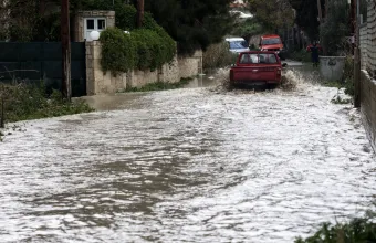 Κρήτη: Προληπτική απαγόρευση κυκλοφορίας σε περιοχές υψηλής επικινδυνότητας λόγω της κακοκαιρίας