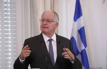 Ο Τασούλας απένειμε τα διπλώματα στους υποψήφιους ακολούθους πρεσβείας: «Θα είστε η εικόνα της Ελλάδας»
