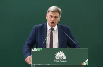 Διαδικτυακές απάτες: Παρέμβαση Φαραντούρη και 55 ευρωβουλευτών κατά Meta, Google, X και TikTok