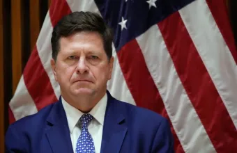 Ο Τραμπ διόρισε τον Τζέι Κλέιτον «τσάρο» της τεχνητής νοημοσύνης στις ΗΠΑ