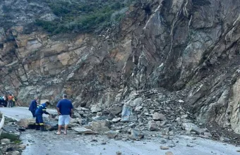 Κάρπαθος: Κατολισθήσεις έκλεισαν τον δρόμο Σπόα–Όλυμπος λόγω της έντονης βροχόπτωσης