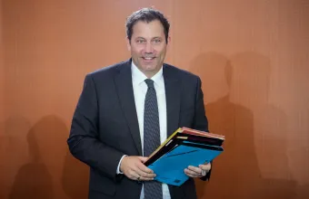 Γερμανία: «Η υποστήριξη προς την Ουκρανία περιλαμβάνει προσδοκίες για μεταρρυθμίσεις»