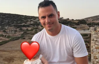 Κουτσουμπής: Το baby swimming με την κόρη του και το τρυφερό σχόλιο της μαμάς Κατερίνας