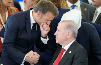 Γαλλία μεταξύ Ελλάδας - Τουρκίας: Η νέα συμφωνία Παρισιού - Άγκυρας και γιατί αυτή δεν επηρεάζει το καλώδιο