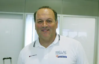 Μανουσέλης: «Πιο επιθετικογενής ο Ολυμπιακός-Ξανά κανονική ομάδα… μπάσκετ ο Παναθηναϊκός»