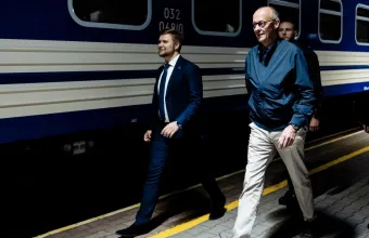 Ρωσικό χτύπημα σε γέφυρα του Κιέβου εν μέσω της επίσκεψης Μερτς