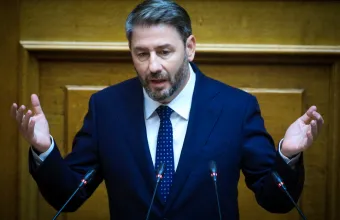 Ανδρουλάκης: «Ολοκληρωμένη η πρόταση νόμου του ΠΑΣΟΚ για το ιδιωτικό χρέος»