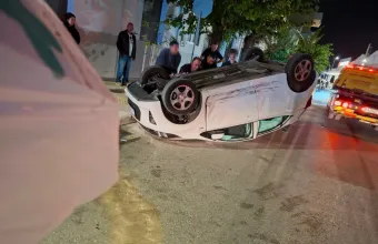 Πάτρα: Σύγκρουση δύο ΙΧ – Αναποδογύρισε το ένα αυτοκίνητο, ελαφρά τραυματίας ο οδηγός