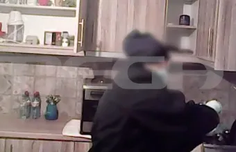Περιστέρι: Βίντεο ντοκουμέντο με την 41χρονη να ρίχνει ουσία στα τρόφιμα του πρώην συζύγου της