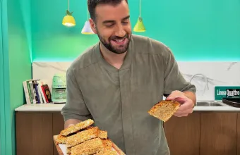 Πρωτεϊνική τυρόπιτα χωρίς φύλλο του Σταύρου Βαρθαλίτη