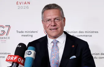 ΕΕ και Κίνα συμφώνησαν να μειώσουν στο μισό τις εξαγωγές υβριδικών οχημάτων προς την Ευρώπη