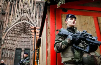Γαλλία: Η κυβέρνηση κατεβάζει τον στρατό στους δρόμους ενόψει νέων διαδηλώσεων – «Μαζική» επιχείρηση ασφαλείας στις 24 Οκτωβρίου