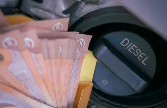 Ποιος πόλεμος επηρεάζει περισσότερο τις τιμές του ντίζελ: Ιράν ή Ουκρανία;