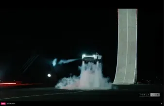 Tesla Roadster: Το ηλεκτρικό supercar που πετάει και πιάνει τα 97 χλμ/ώρα σε λιγότερο από 1 δευτερόλεπτο (Βίντεο)