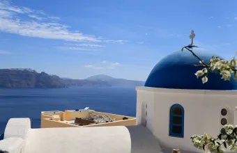 Θηρασιά: Σύλληψη 55χρονου για πέντε κλοπές από παγκάρια εκκλησιών