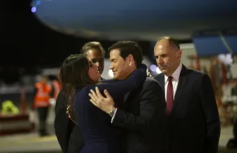 Κίμπερλι Γκίλφοϊλ: Καλωσόρισε στην Αθήνα τον Μάρκο Ρούμπιο