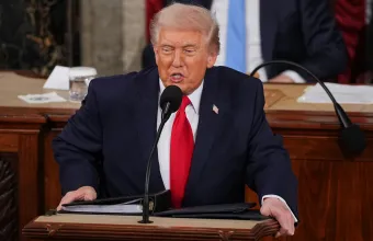 Τραμπ: Είμαστε σε θέση ισχύος- Οποιος θέλει να γίνει ηγέτης του Ιράν, καταλήγει νεκρός