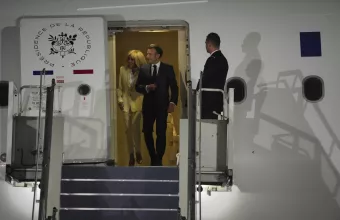  Ο Τραμπ «συμβουλεύει» τον Μακρόν μετά το «χαστούκι» της Μπριζίτ 