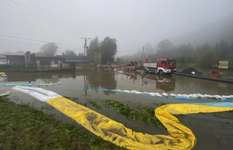 Γαλλία: Σε κόκκινο συναγερμό για πλημμύρες 6 διαμερίσματα