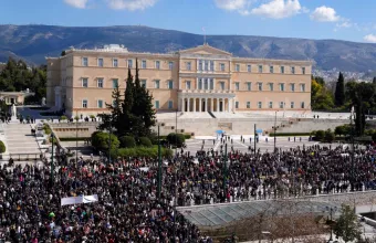 Τέμπη- Μαζικές διαδηλώσεις σε όλη τη χώρα
