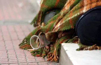 Καταπολεμώντας την αστεγία και τον κοινωνικό αποκλεισμό