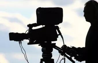 Σκηνικό του Χόλιγουντ στήνεται στην Θεσσαλονίκη για τα γυρίσματα της ταινίας «The Bricklayer»