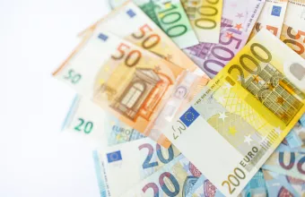 Ποιος Έλληνας επιχειρηματίας ανακοίνωσε επίδομα γέννας 300.000 ευρώ στους υπαλλήλους του