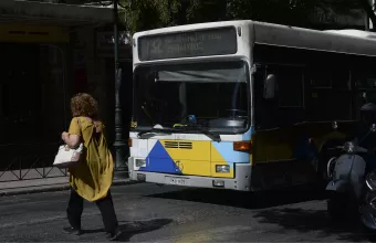ΟΑΣΑ: Λεωφορεία στη γραμμή 500 Πειραιάς-Ταύρος, μετά την πυρκαγιά σε καλώδια του ΗΣΑΠ