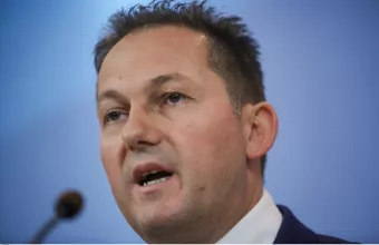 Στέλιος Πέτσας για Απόστολο Τζιτζικώστα