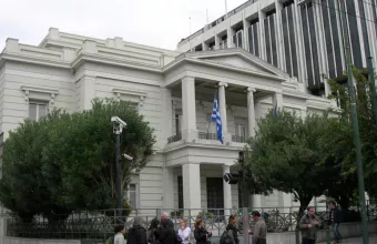 Οργή Αθήνας κατά Τσαβούσογλου για την ελληνική συμπεριφορά στους πρόσφυγες
