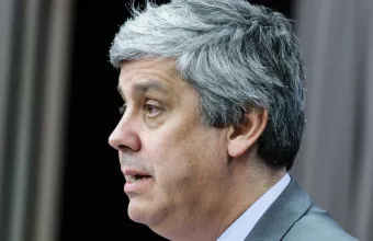 Δόση, χωρίς συζήτηση για το χρέος, δίνει το σημερινό Eurogroup