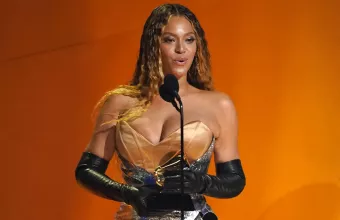 Beyonce: Εμφανίστηκε ντυμένη «Barbie» στην σκηνή κι έγινε χαμός