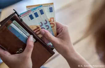 Χρήματα σε πορτοφόλι