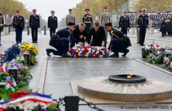 Στο Παρίσι ο Στάρμερ, με το βλέμμα στην Ουκρανία