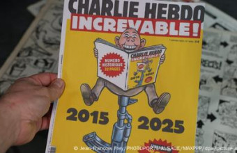 Charlie Hebdo: «Παραμένουμε απτόητοι» Charlie Hebdo: «Παραμένουμε απτόητοι»