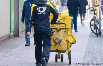 Γερμανία: Η DHL περικόπτει 8.000 θέσεις εργασίας