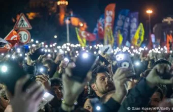 Τουρκία: Ανάκριση Ιμάμογλου, σύλληψη συνεργατών του