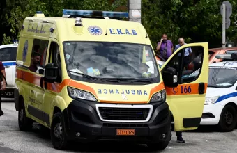 Kρήτη: Μέσα στη θάλασσα με το αυτοκίνητο του, έπεσε ηλικιωμένος