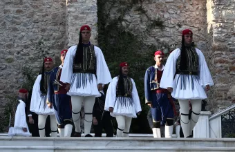 ευζωνες 